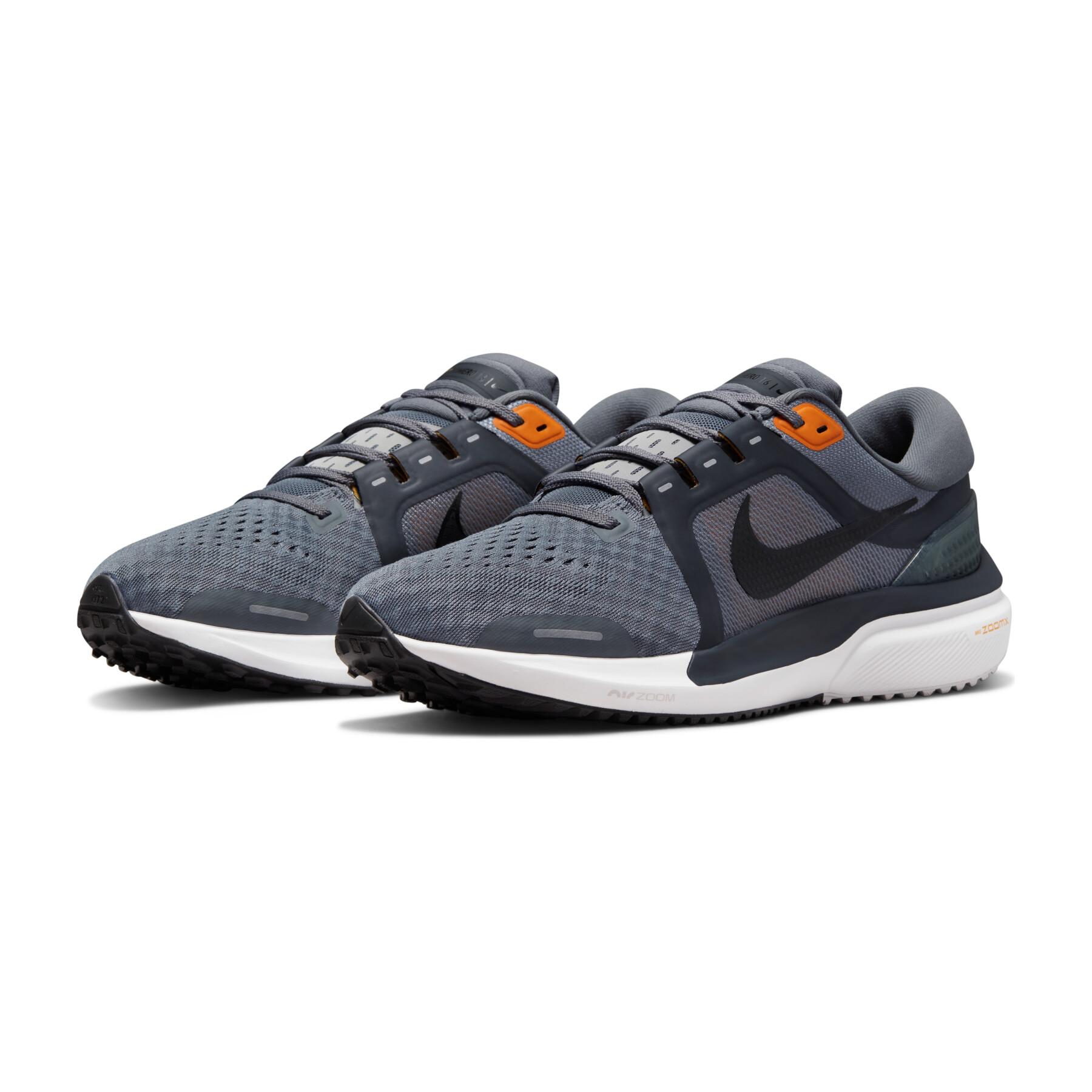 Shoes Nike Air Zoom Vomero 16