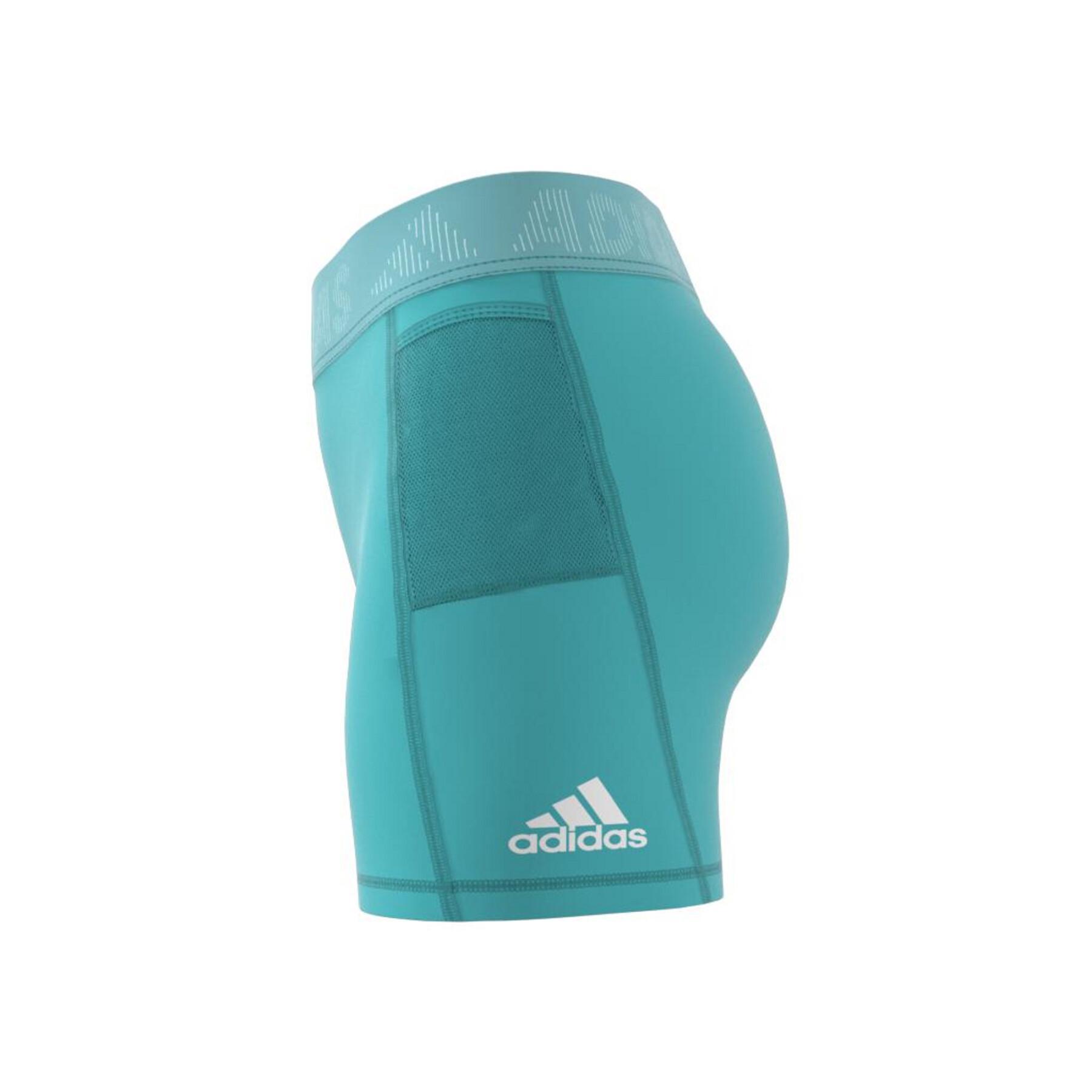 Women's shorts adidas Techfit Badge Of Sport
